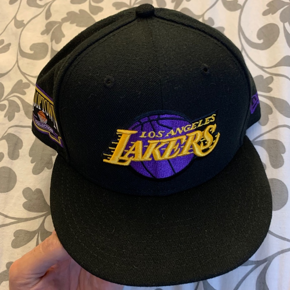 Los Angeles Lakers New Era Snap Back Hooptown OSA